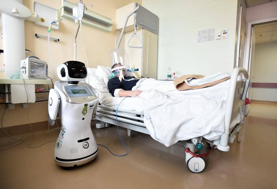 advantages of robotics