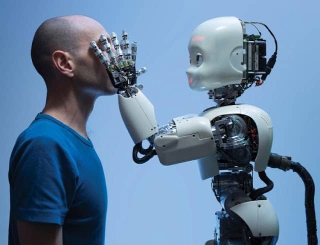 uses of robots in daily life